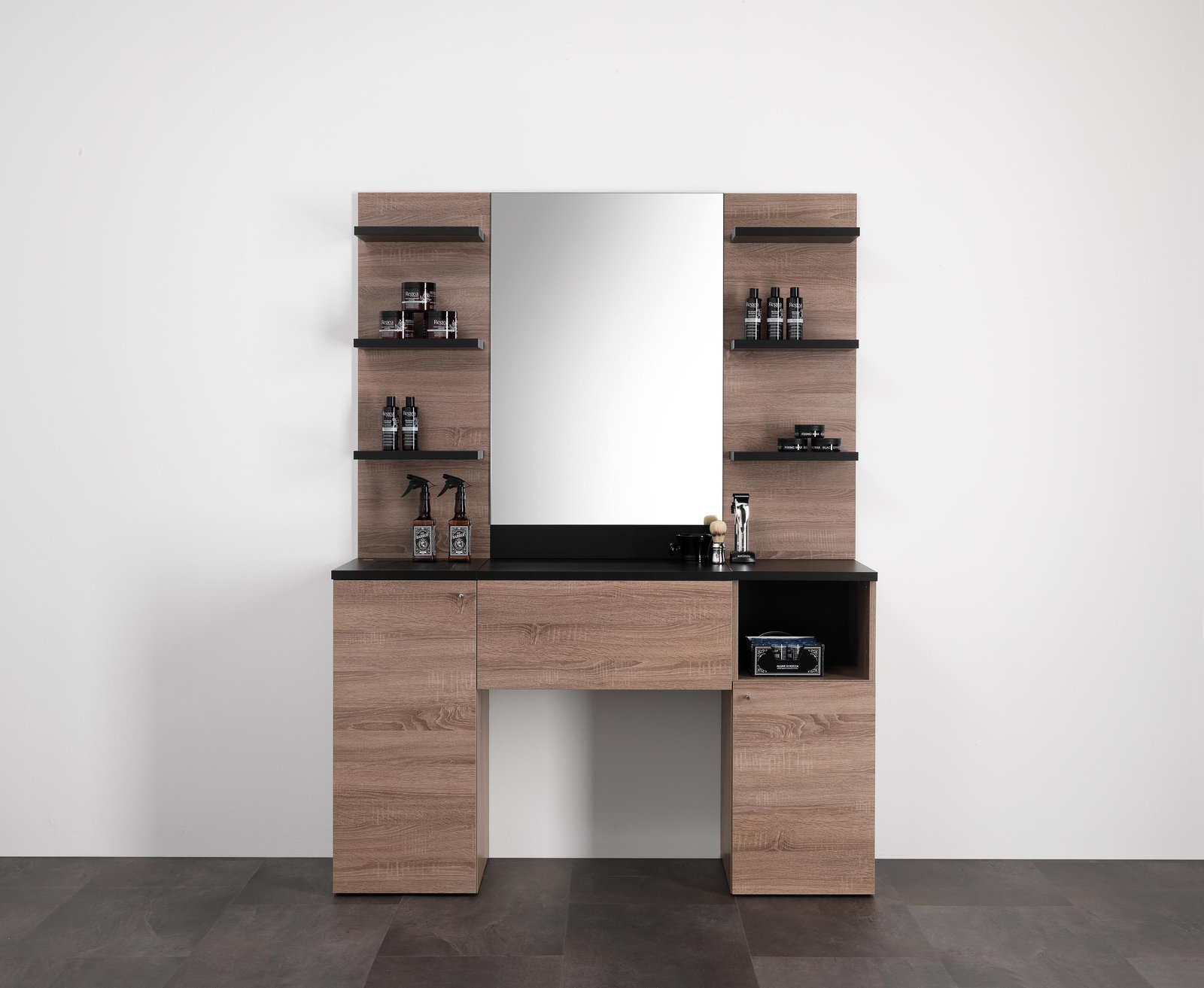 BARBER STATION
STANDARD
Mobile da barbiere
laminato nero & oak